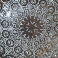 میوه خوری بزرگ و شکلاتخوری شیک مال جهیزیه بوده