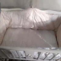 گهواره|تخت و صندلی بچه|کرج, حصارک بالا|دیوار