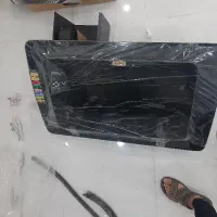 هود نو استفاده نشده رو کار پادریک شیشه خم