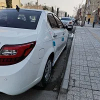 دنا پلاس دنده ای مدل 1402 در حد نو