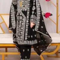 خیاط دوخت لباس بلوچی زنانه