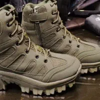 کفش اسپورت .کفش کوهنوردی|کیف، کفش، کمربند|اصفهان, شمس آباد|دیوار