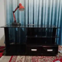 میز تلویزیون شیشه ای