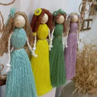 کلبه کنفی باعروسکهای مکرومه ای