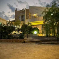 حاشیه-بلوارهنرور-دونبش-با-9-سقف-پروانه