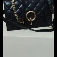 کیف و|کیف، کفش، کمربند|میانه, |دیوار