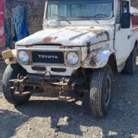 تویوتا . وانت . تویوتا وانت