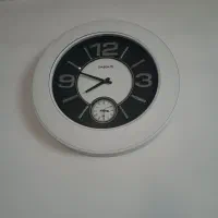 ساعت دیواری