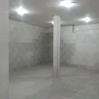 زیرزمین-چهار-راه-میدان-محیطی-شلوغ-150-متر