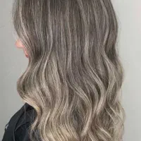 آموزش تخصصی رنگ و لایت