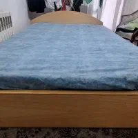 تختخواب دو نفره چوب نراد بهمراه تشک طبی باکیفیت