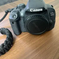 دوربین کنون 700 d