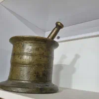 هاونگ صد ساله ساخت روسیه شوروی سابق|کلکسیون اشیاء عتیقه|آبادان, |دیوار