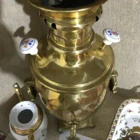 سماور برنج قدیمی سنگین|کلکسیون اشیاء عتیقه|عجب شیر, |دیوار