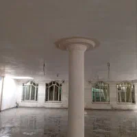 بنای ساختمان. گچ کاری و سیمان کاری و دیوار چینی