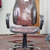 صندلی چرخدار اداری