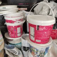 سطل بزرگ رنگ