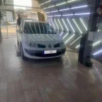 مگان اتومات ۲۰۰۰