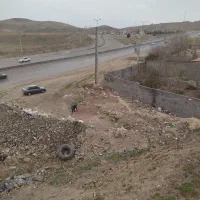 زمین ۲۶۰ متر