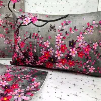 تعدادمحدودی روبالشتی به قیمت قبل