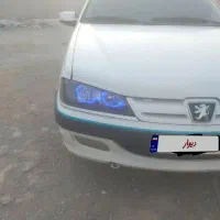 پژوپارس سفید