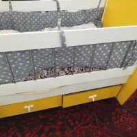 تخت کودک گهواره ای|تخت و صندلی بچه|ساوه, |دیوار