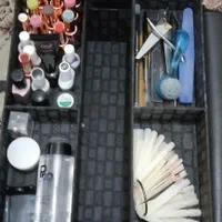 لوازم کاشت ناخن یکجا فروشی تخفیف هم داره