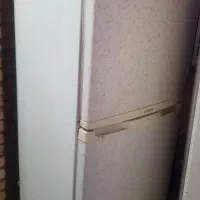 3 عدد یخچال و یخچال فریزر به فروش میرسد