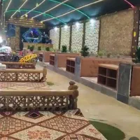 استخدام در رستوران همراه با سرویس رفت و آمد