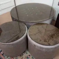 مبل هفت نفره راحتی همراه میز وسط و دو عدد عسلی|مبلمان خانگی و میز عسلی|اصفهان, کوی گلزار|دیوار