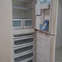 یخچال فریزر بدون برفک تمیز و سالم کاشمر