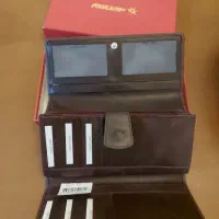 کیف پول زنانه|کیف، کفش، کمربند|اندیشه, اندیشه فاز ۱|دیوار