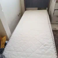 تخت ۱ نفره در حد نو