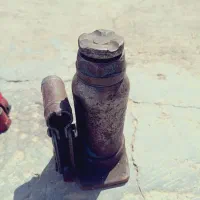 جک روغنی ومعمولی