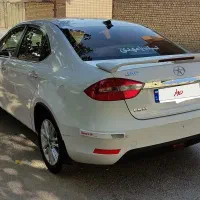 جک j5 اتومات مدل 93 کم کار 1800cc