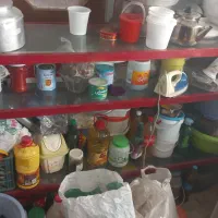 ویترین وپیشخوان مغازه