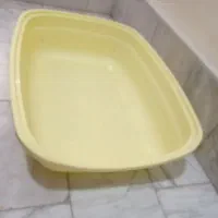 ظرف خاک گربه به همراه بیلچه