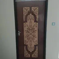 درب چوبی اتاقی