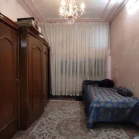 خانه دو طبقه و نیم تمیز|فروش خانه و ویلا|قم, شهدا|دیوار