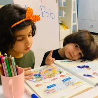 آموزش زبان انگلیسی خردسال تا بزرگسال.|خدمات آموزشی|مشهد, هفت تیر (آب و برق)|دیوار