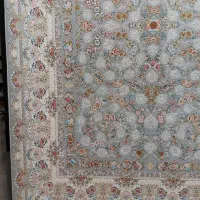 دوعدد فرش ۱۲متری وکناره ۴متری گل برجسته خاتم فیلی