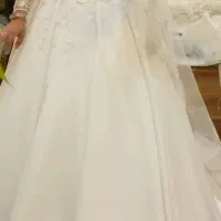 فروش لباس عروس مناسب سایز ۳۸ تا ۴۲