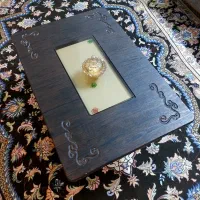 میز جلو مبلی به همراه ۴ عدد میز عسلی در حد نو
