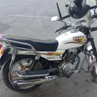 موتورسیکلت پیشتاز۱۵۰