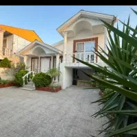 نیم پیلوت / شیک / ۱۷۰متر|فروش خانه و ویلا|آمل, |دیوار