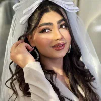 میکاپ کار تخصصی عروس و همراه