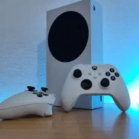 Xbox series s دو دسته