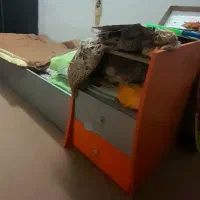 تخت و کمد|تخت و سرویس خواب|قم, قلعه عموحسین|دیوار