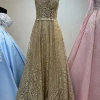 تعدادی لباس مجلسی|لباس|رشت, سعدی (تختی)|دیوار