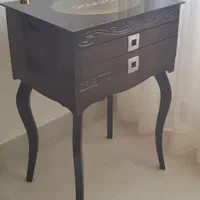 میز چوبی سرویس قاشق و چنگال آشپزخانه